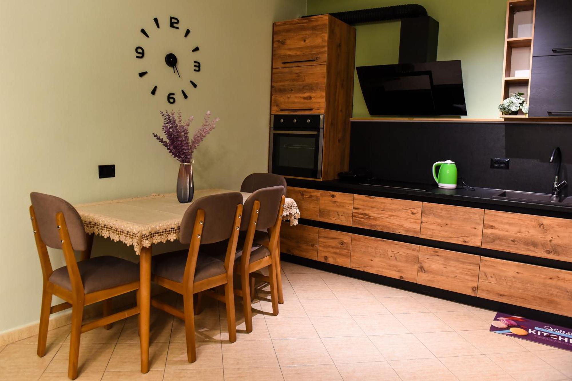 Cityscape 2br Kavaja St, 11 Fl, Dajti View Тирана