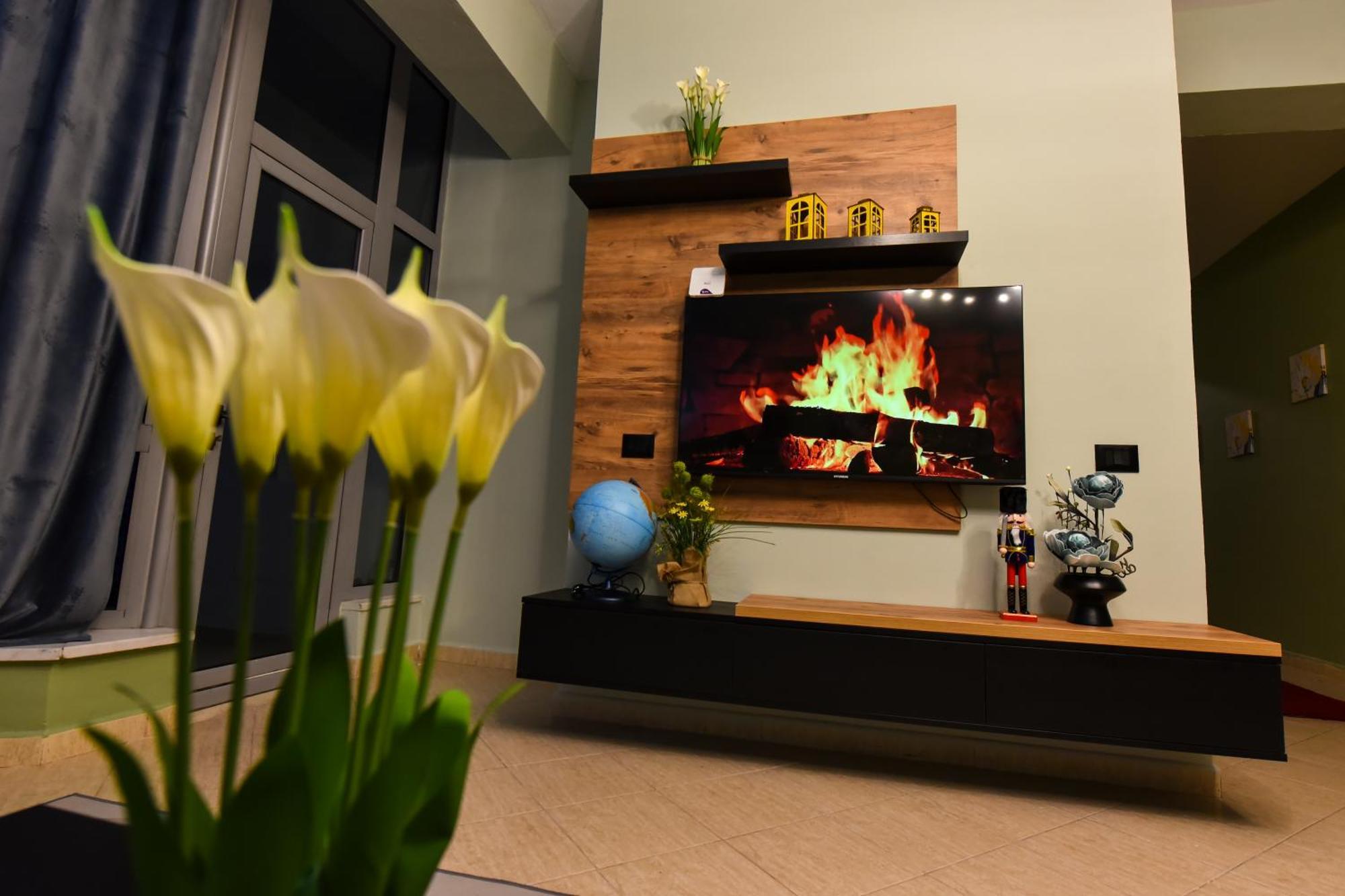 Cityscape 2br Kavaja St, 11 Fl, Dajti View Апартаменти
