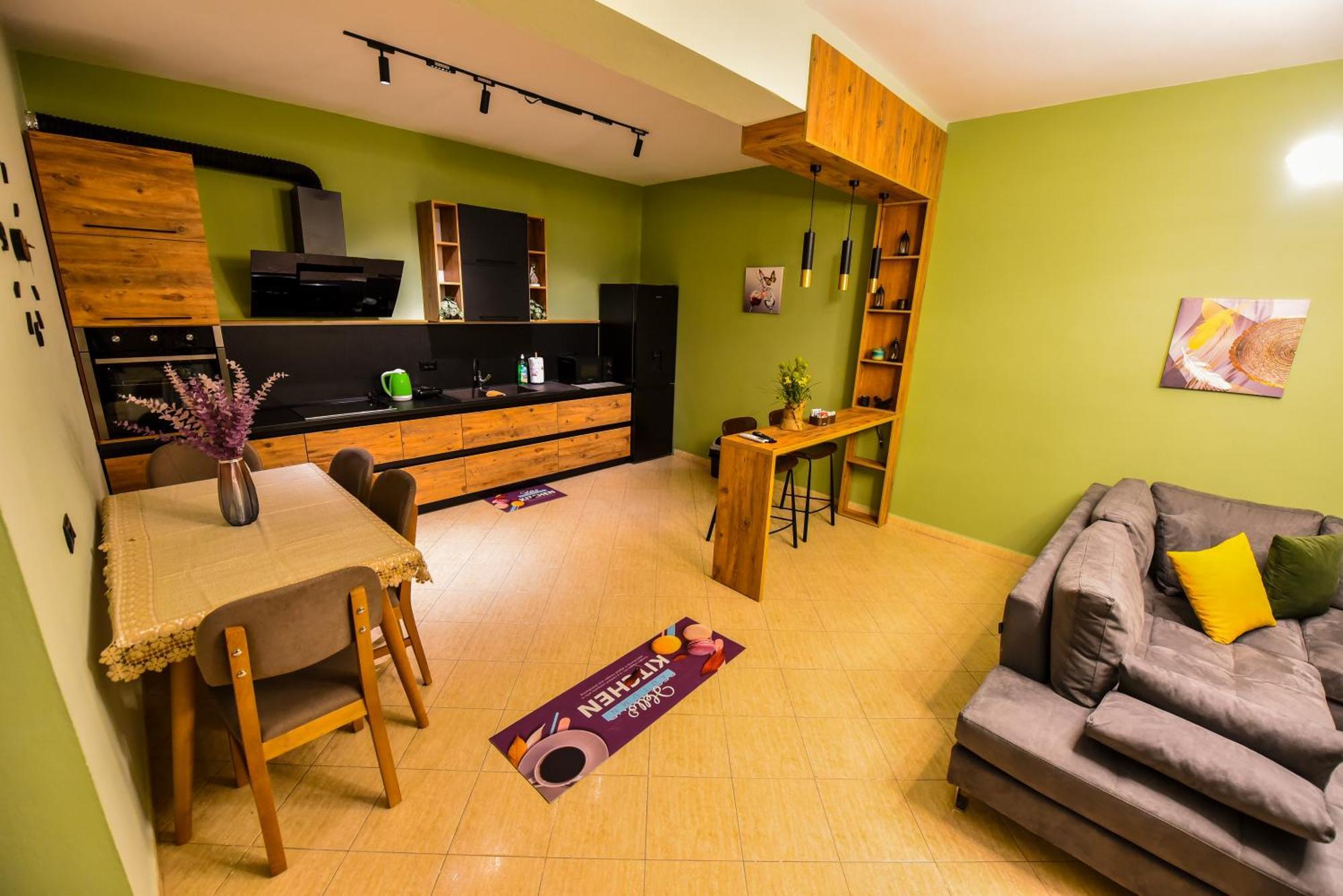 Cityscape 2br Kavaja St, 11 Fl, Dajti View * Тирана